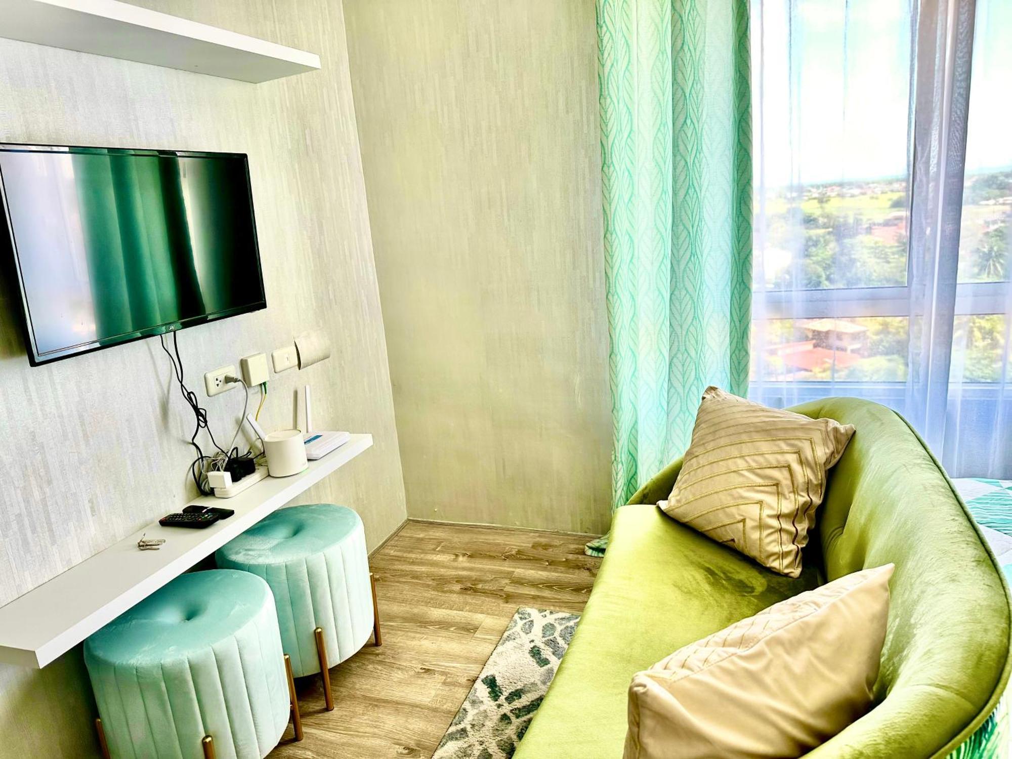 Lovely Studio Condominiums At Mesavirre Garden Residences Баколод Экстерьер фото